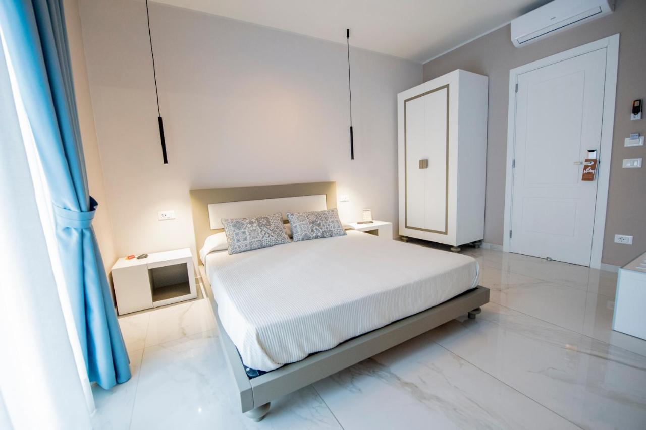 Milazzo Aeolian Sea Port B&B Екстер'єр фото